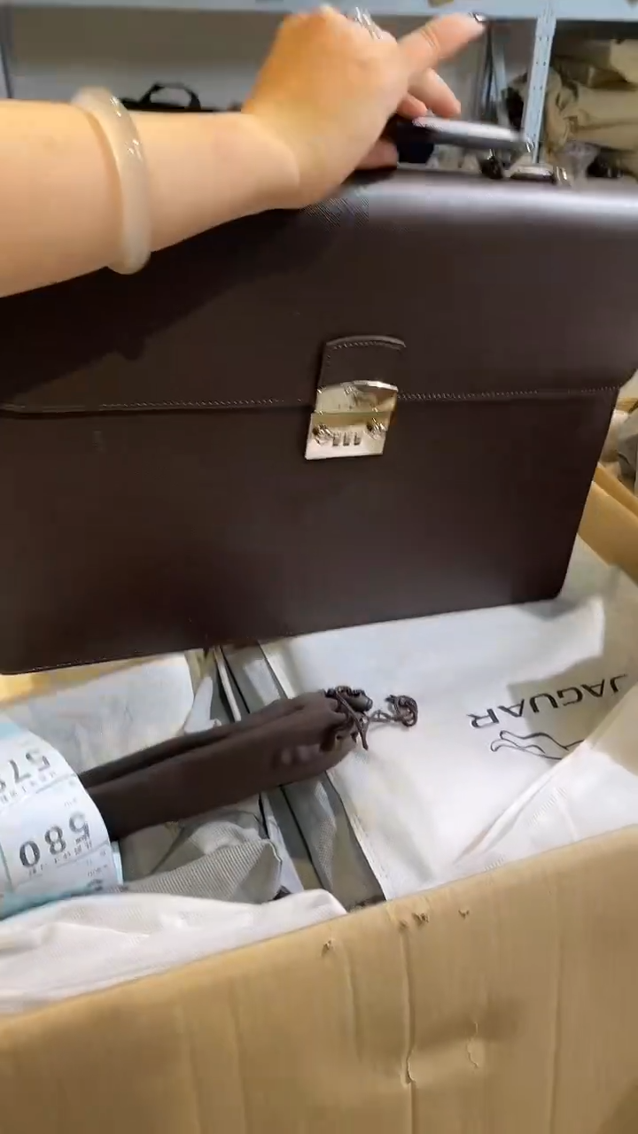 头层牛皮577品牌男包清货中（不要卡单，理性消费）