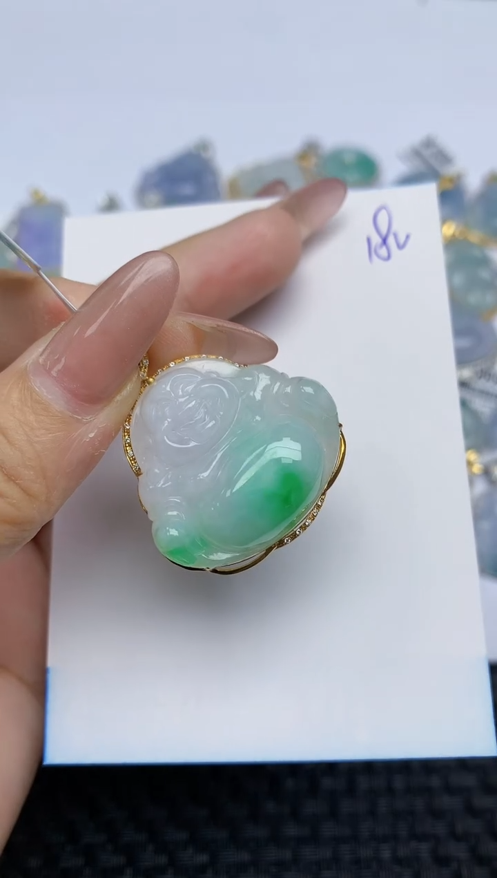 【闪购商品】翡翠颈饰18K金镶嵌天然A货翡翠 182