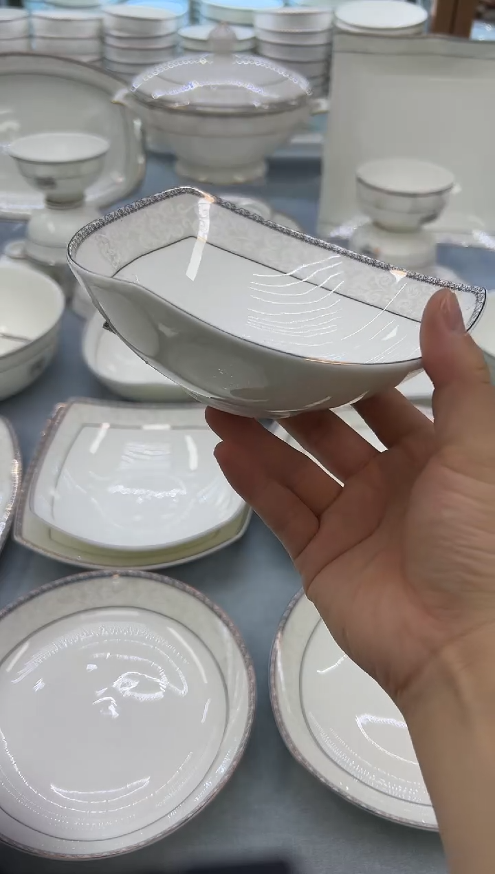 骨瓷玲珑6三角2个  