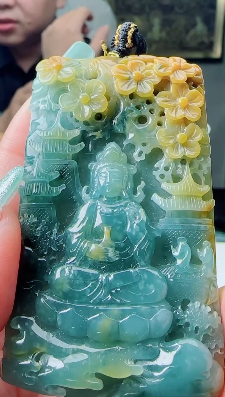 【闪购商品】翡翠颈饰未镶嵌11111111