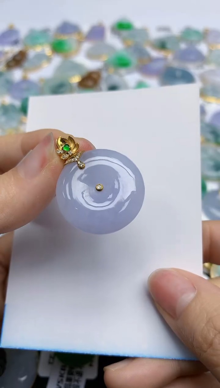 翡翠18K金镶嵌挂件天然翡翠A货