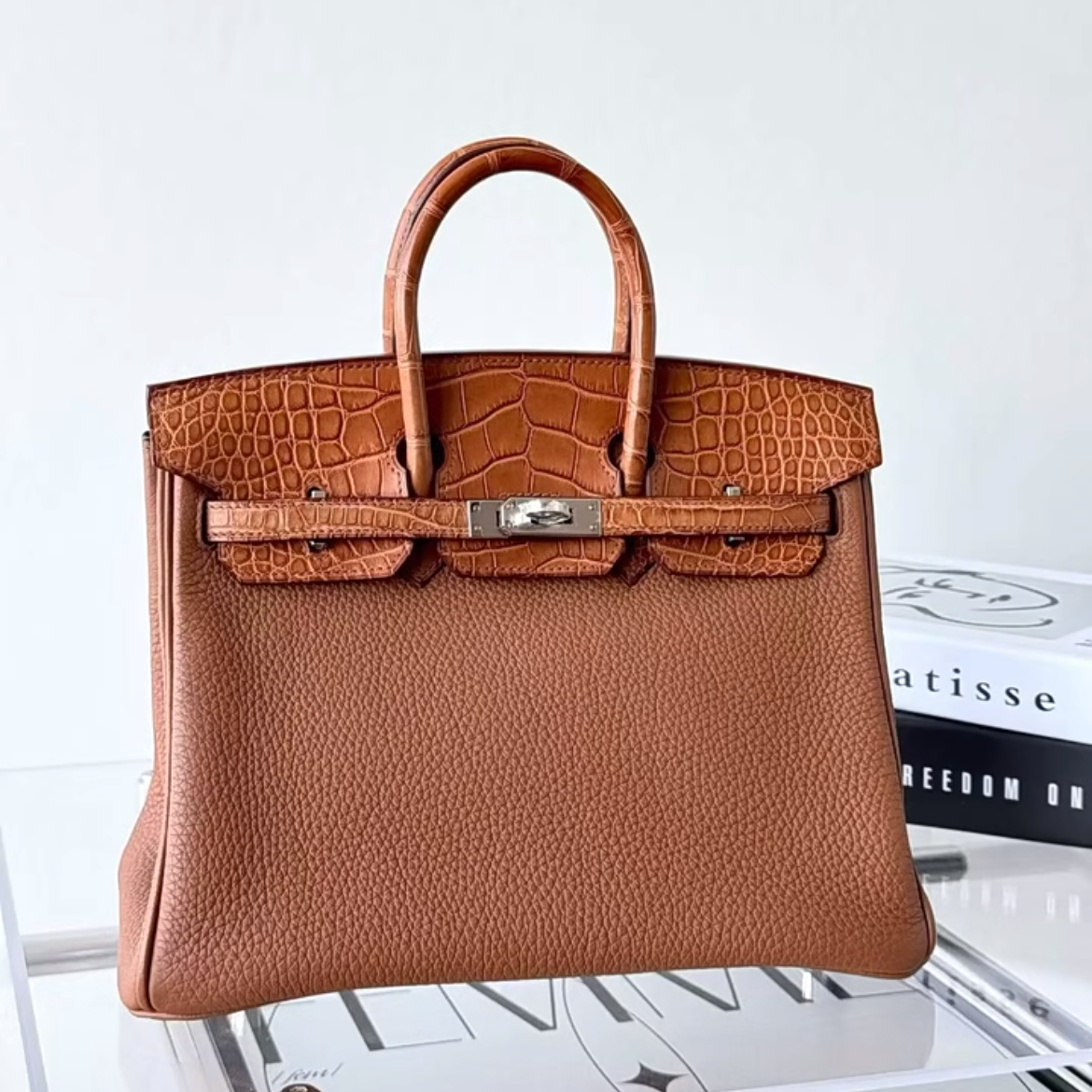 99新 Hermes/爱马仕 bk30手提包/touch金棕Z刻/251215JCL7Z01