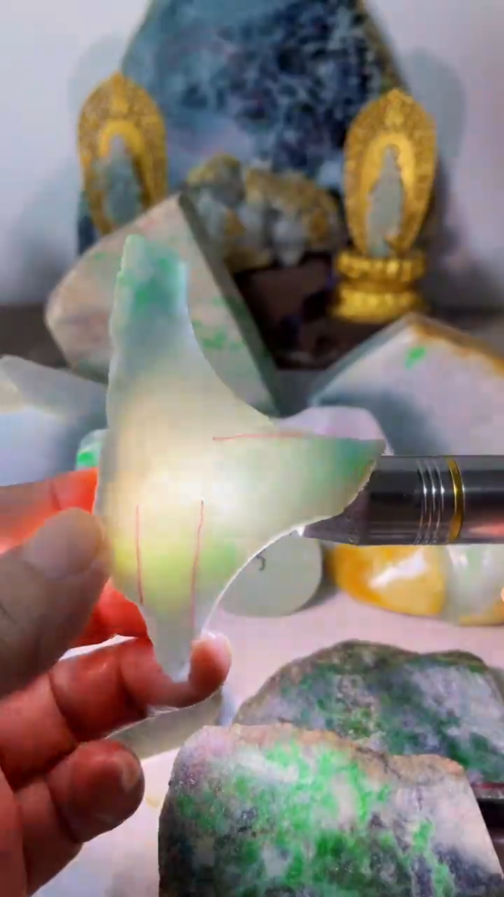 【闪购商品】翡翠吊坠(不含链)未镶嵌A520