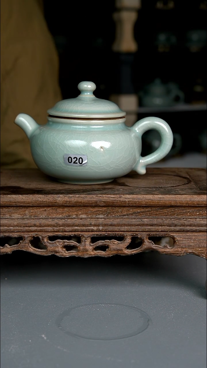 【闪购商品】杯020号仿古釉仿古壶微瑕开片