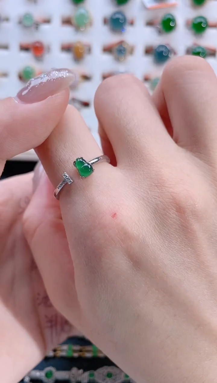 银S925镶嵌戒指翡翠天然翡翠