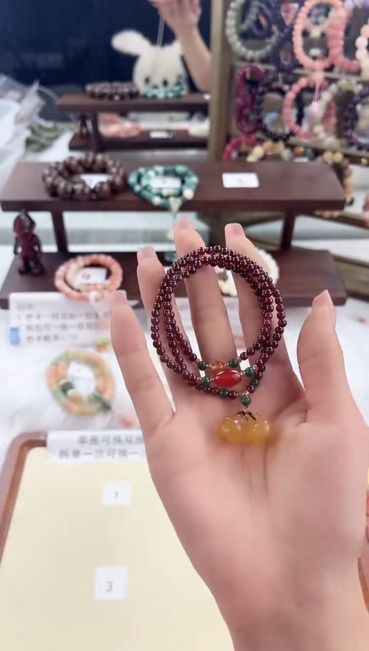 【闪购商品】石榴石手链未镶嵌石榴石三圈手串222