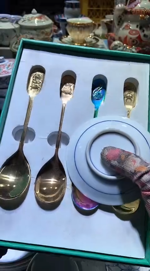 【闪购商品】瓷片1111111111111111