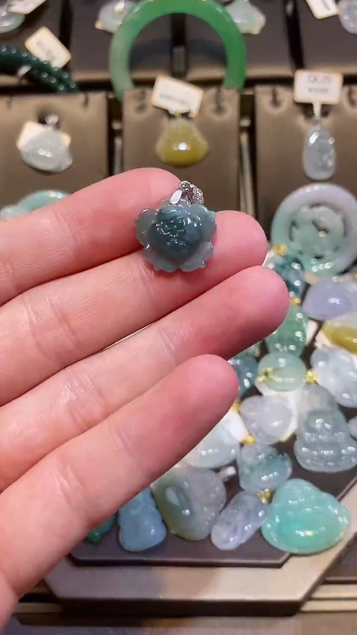 【闪购商品】翡翠颈饰未镶嵌纯天然A货翡翠一件