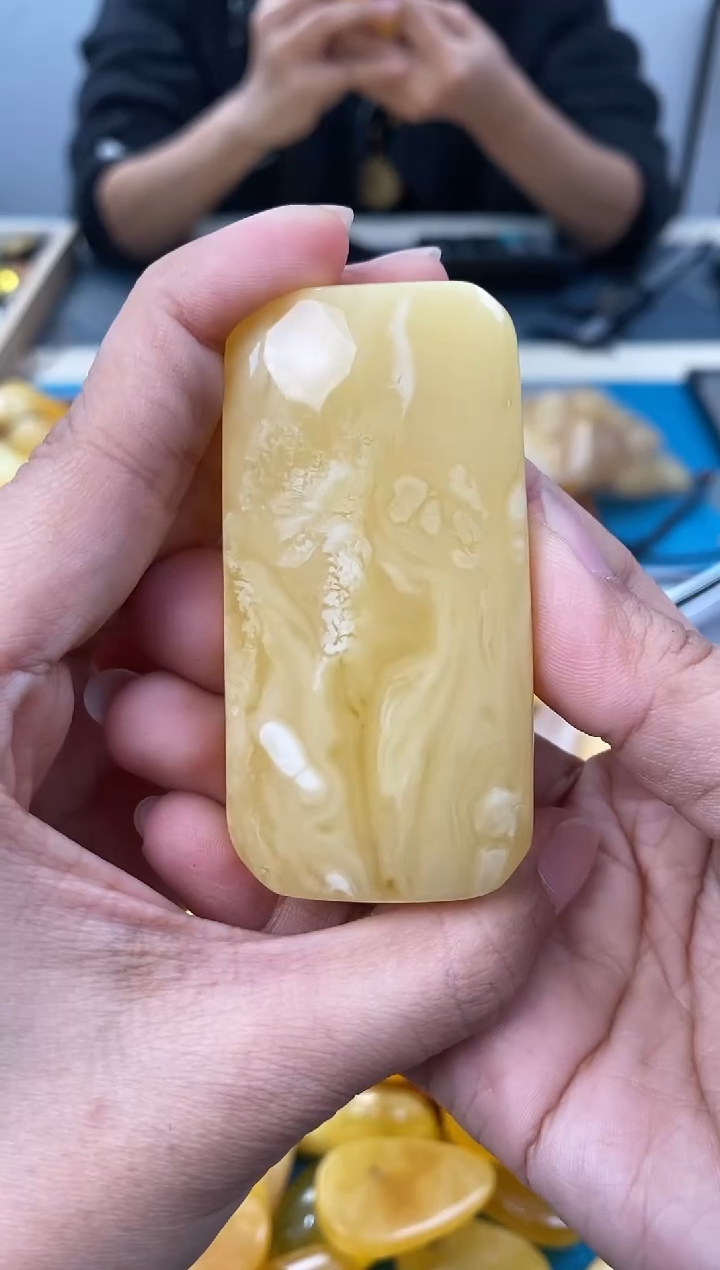 【闪购商品】琥珀裸石未镶嵌天然琥珀蜜蜡牌子