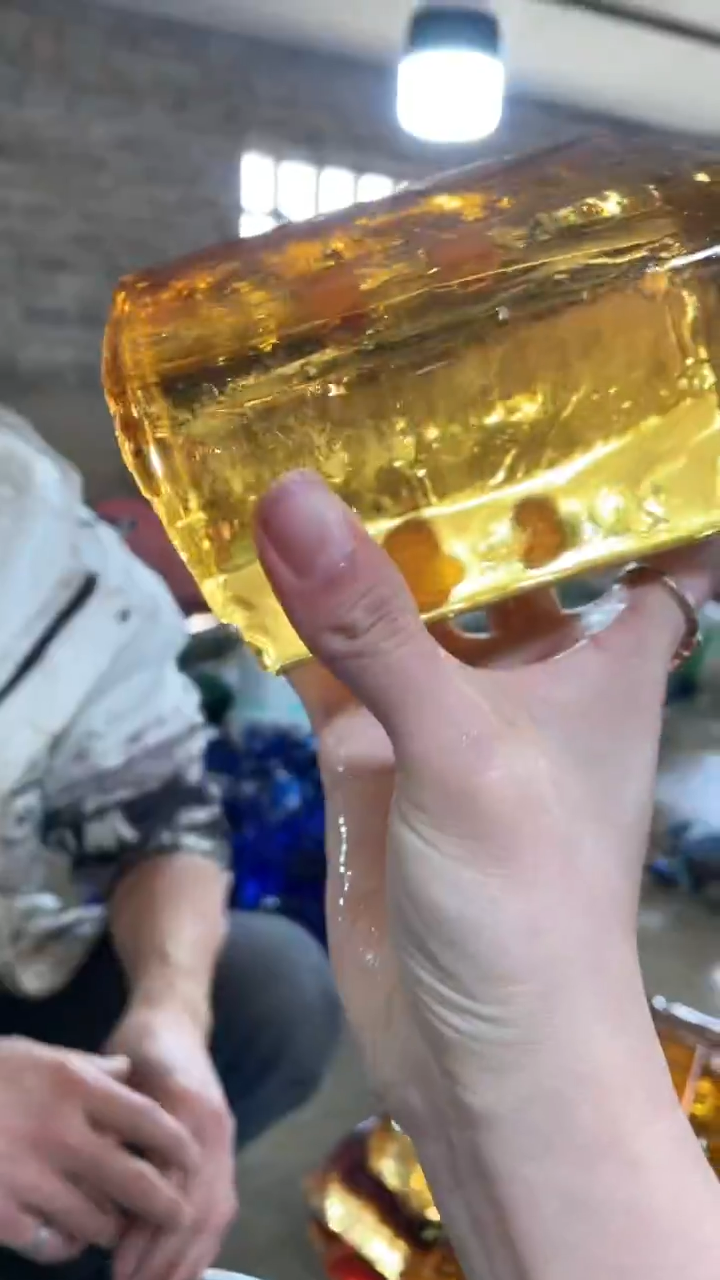 新疆托帕石原石摆件