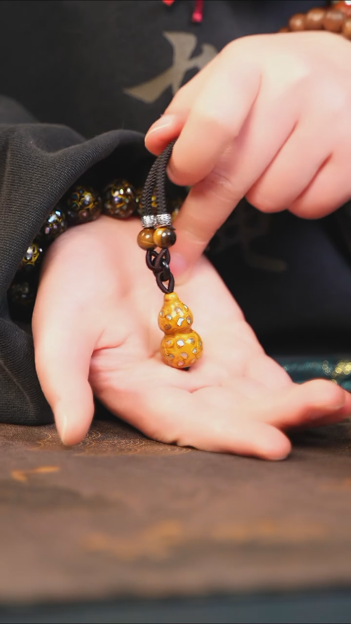 【闪购商品】金黄大漆紫光檀螺钿小脖挂