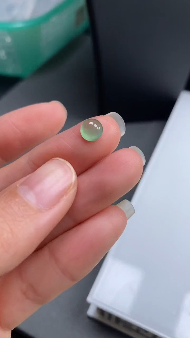 【闪购商品】定制翡翠未镶嵌翡翠蛋面