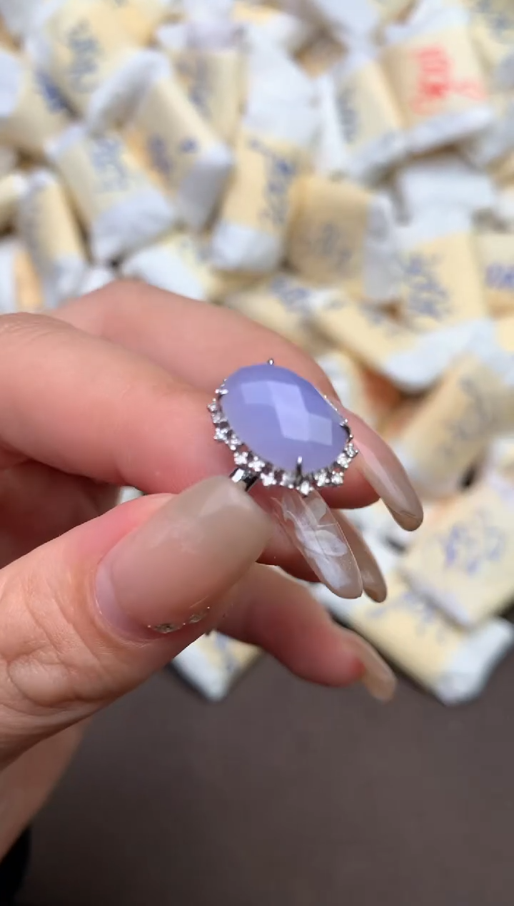 【闪购商品】翡翠戒指18K金镶嵌—