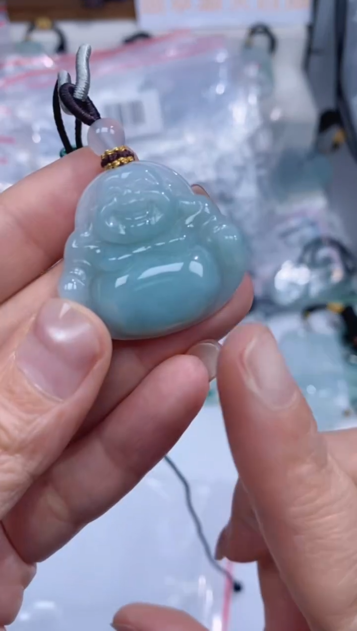 颈饰未镶嵌翡翠吊坠