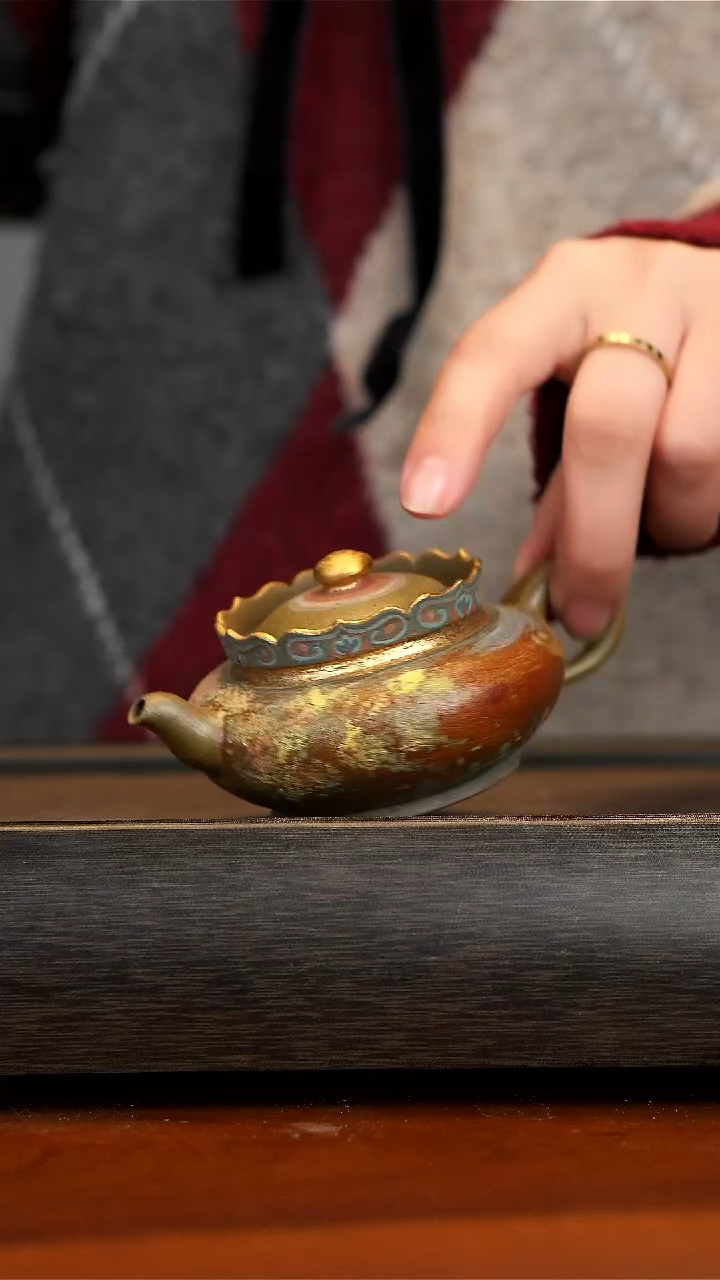 【闪购商品】紫砂茶壶故宫的春