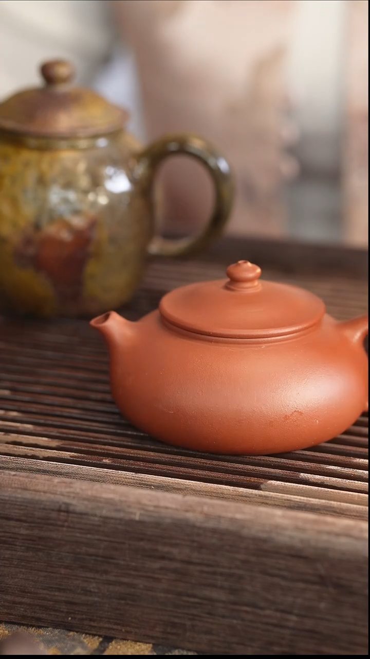 茶壶紫砂寒江 北红赤铁 半手工 170cc