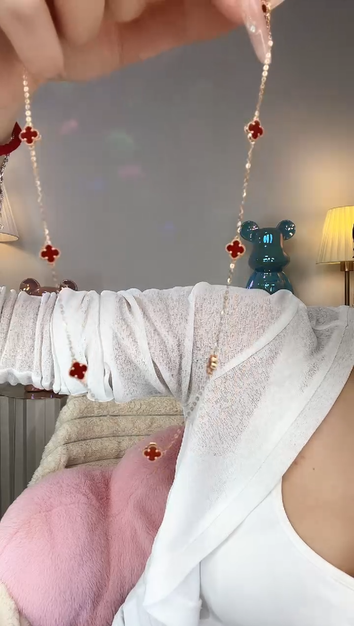 【闪购商品】玛瑙/玉髓颈饰18K金镶嵌项链