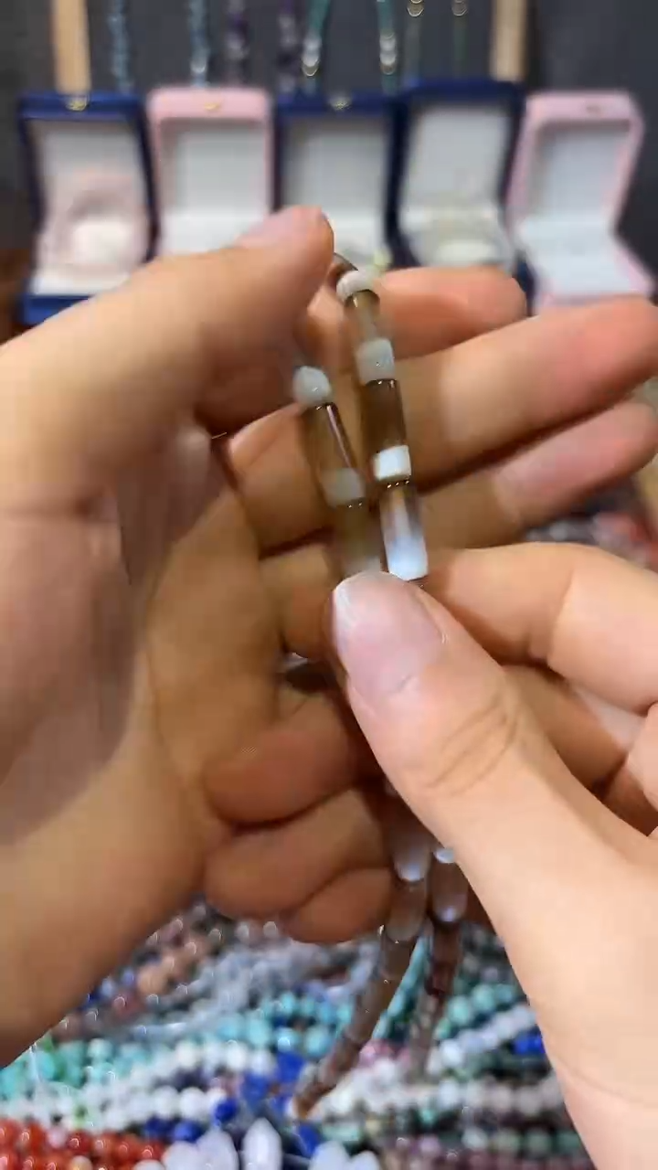 合金石英质玉（非洲翠）珠宝奇石灰玛瑙圆管