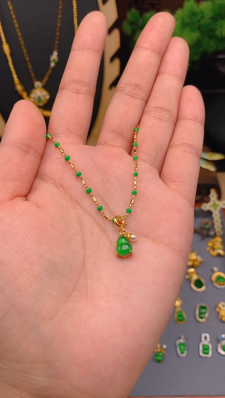 【闪购商品】翡翠吊坠(不含链)银S925镶嵌葫芦万能扣