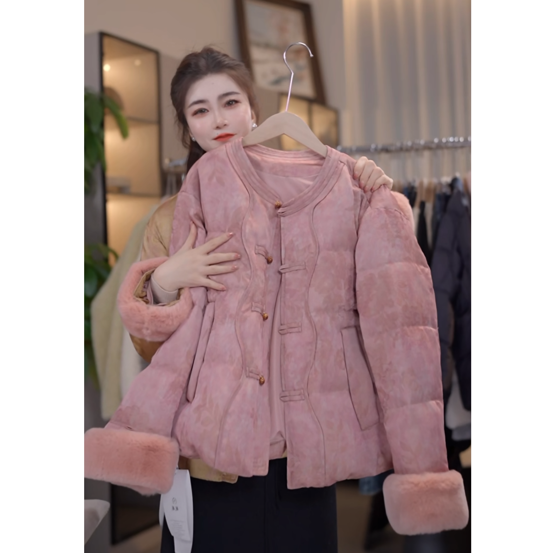 『羽绒服』设计显瘦百搭时尚羽绒服5816