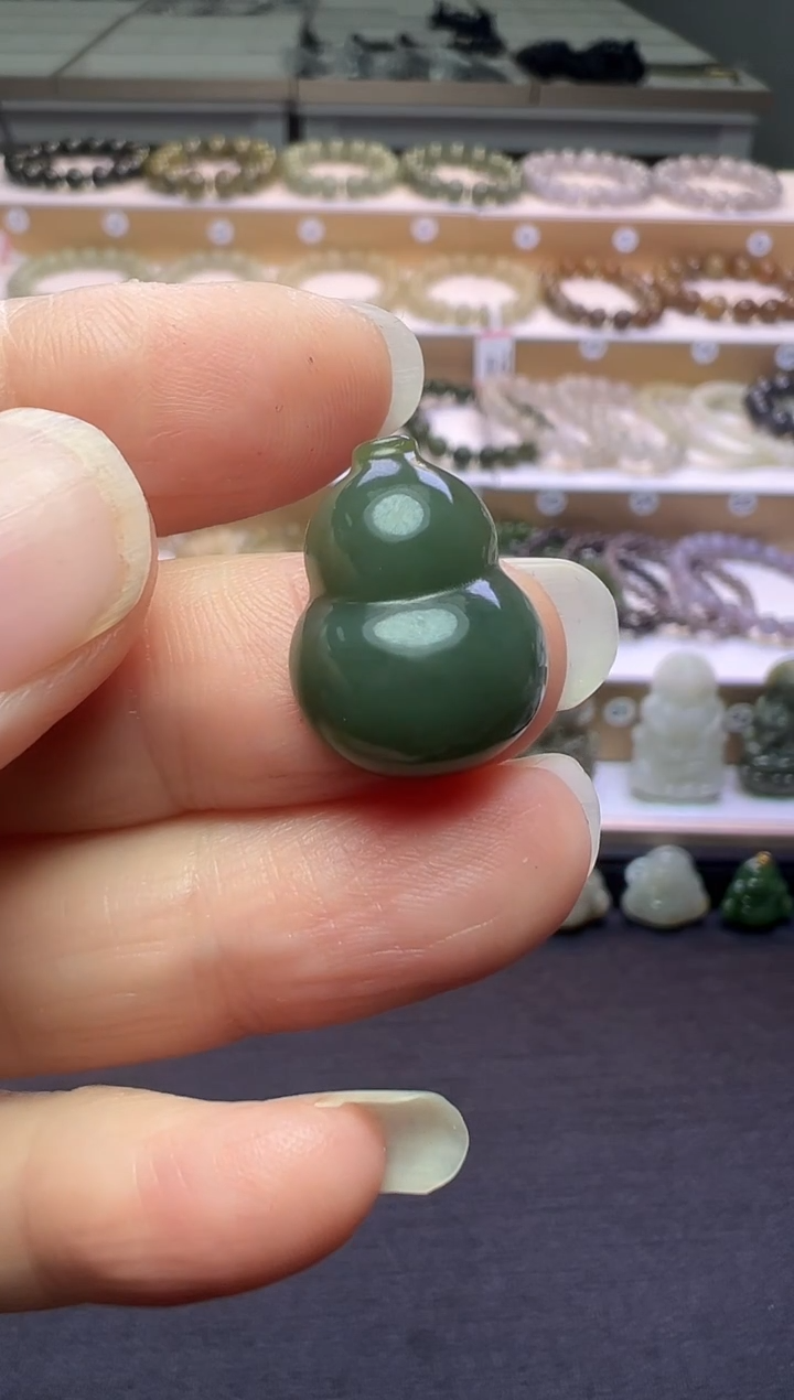 颈饰未镶嵌和田玉81号链接有包容