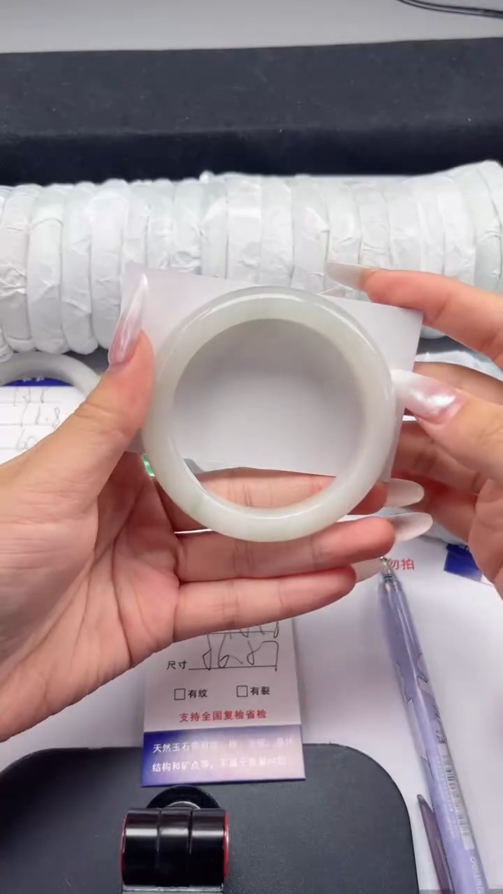 石英质玉手镯未镶嵌156-56/57