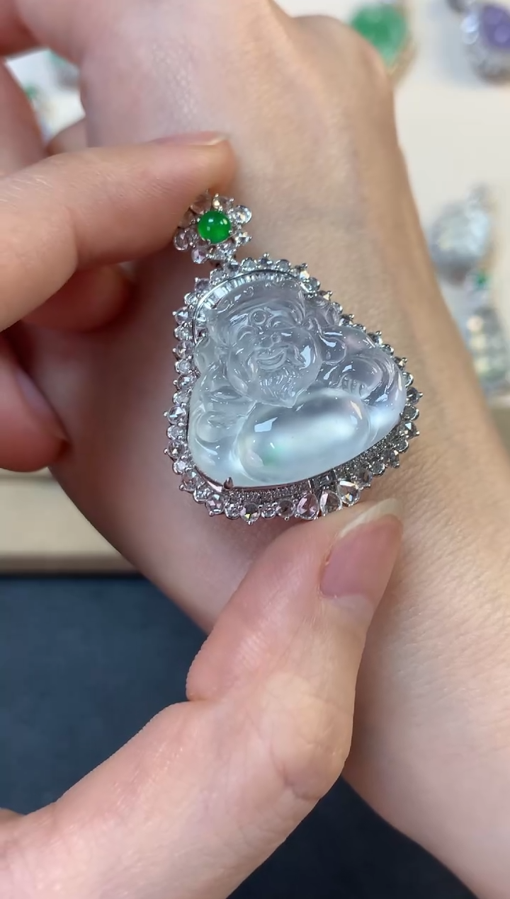 翡翠18K金镶嵌吊坠(不含链)财爷吊坠35000