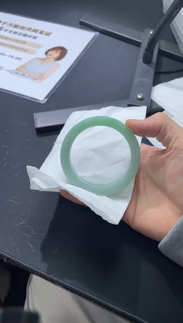 【闪购商品】定制翡翠手镯未镶嵌手镯DDH/发一件