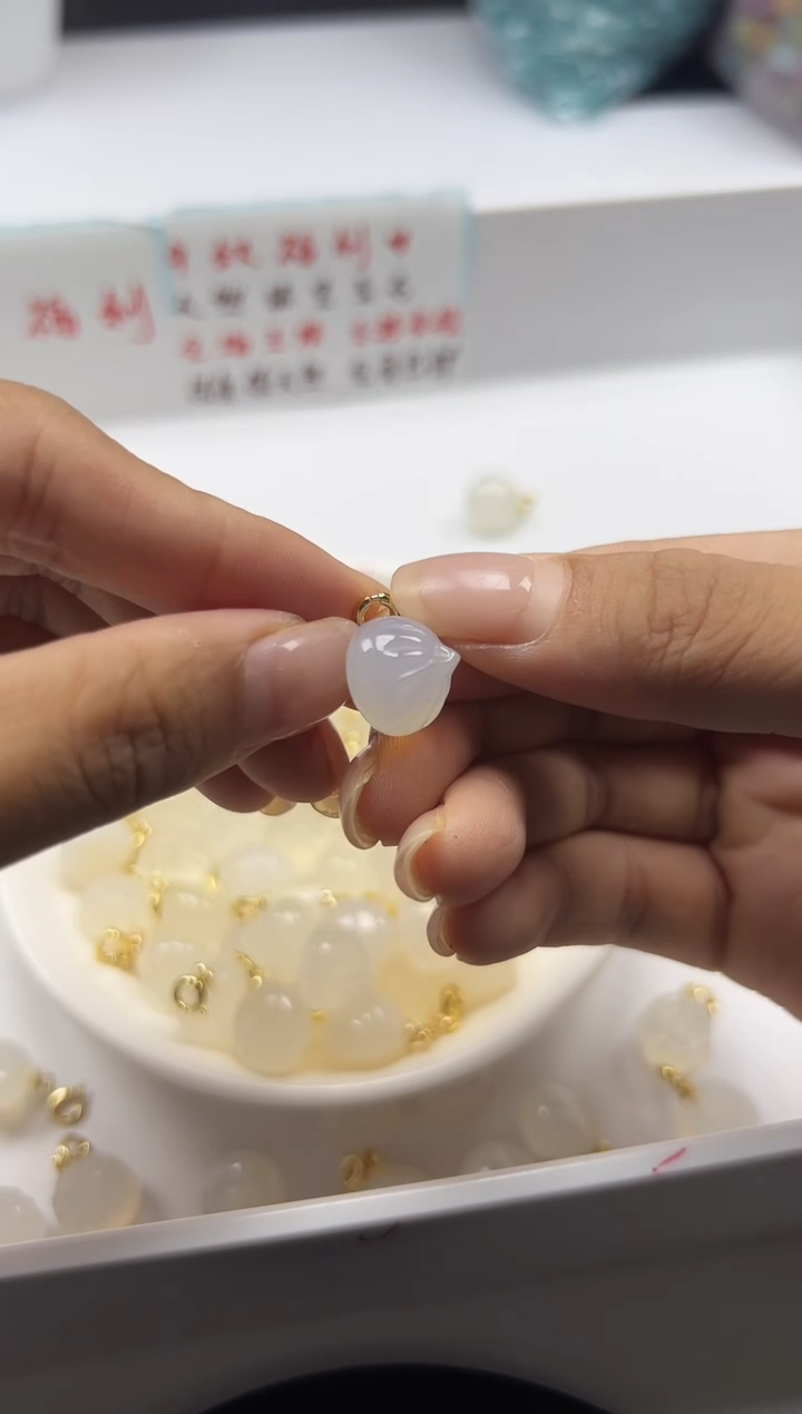 颈饰银S800镶嵌南红玛瑙x1010荔枝冻包子*1颗