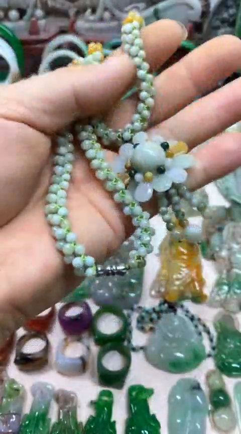 【闪购商品】14直播间的实时画面