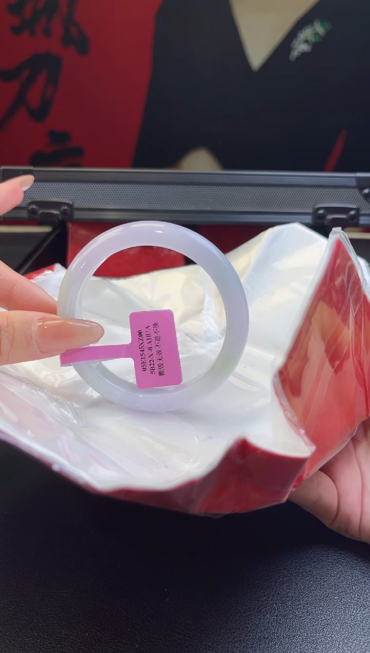 【闪购商品】翡翠手镯未镶嵌1翡翠手镯