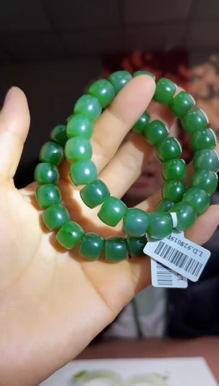 颈饰未镶嵌和田玉a28