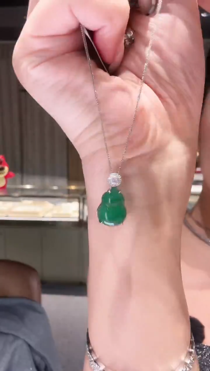 铂Pt950镶嵌吊坠（不含链）钻石AY0569-PT