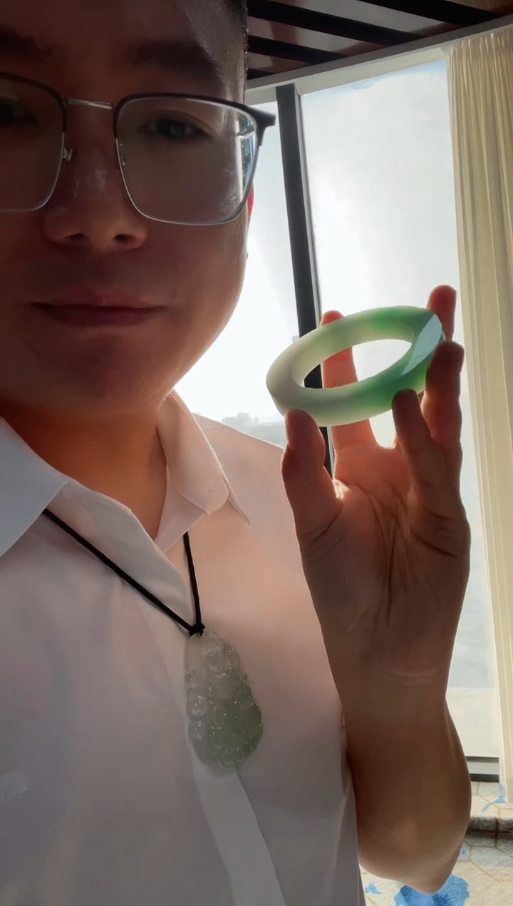 【闪购商品】定制翡翠手镯未镶嵌定制