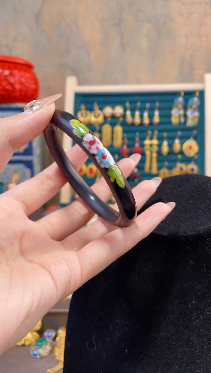 【闪购商品】非遗素漆黑色景泰蓝花镯子62