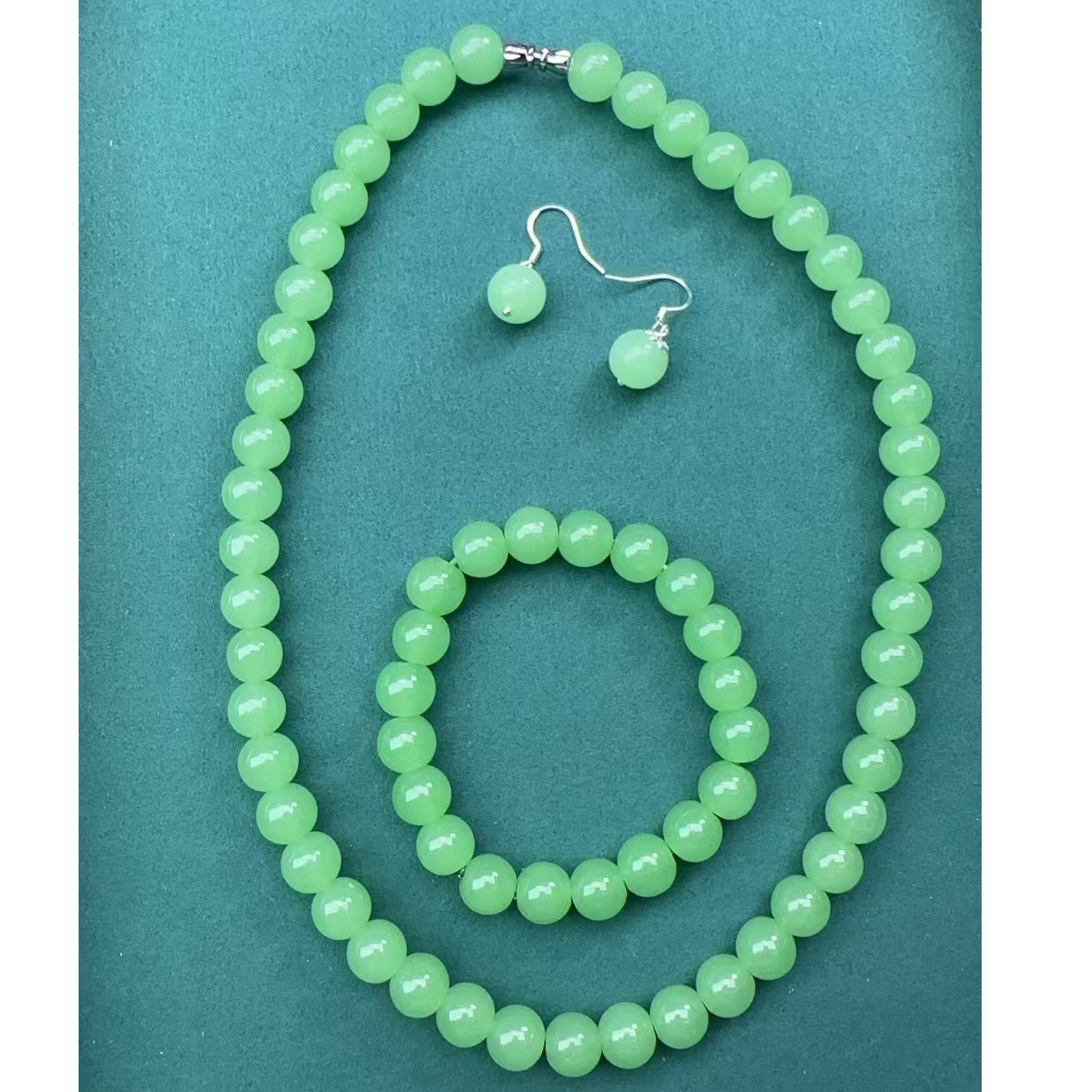 B13和田玉苹果绿手串+项链+耳饰3件套