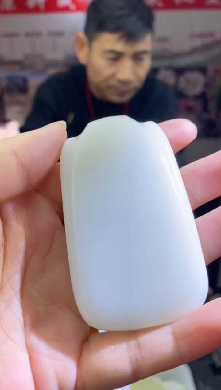 天然未镶嵌精品饰