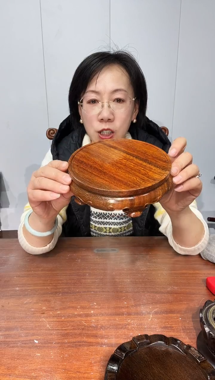 木老花圆形14.5*17.5*5 