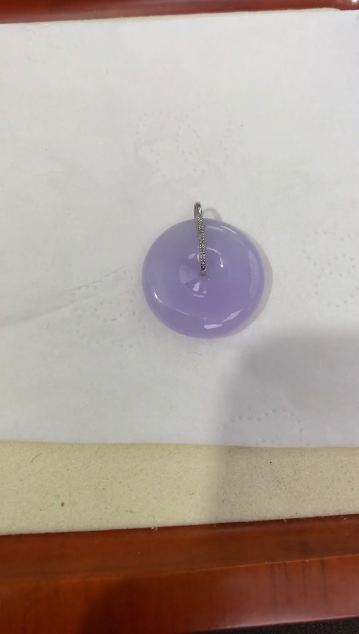 翡翠18K金镶嵌颈饰天然缅甸a货翡翠