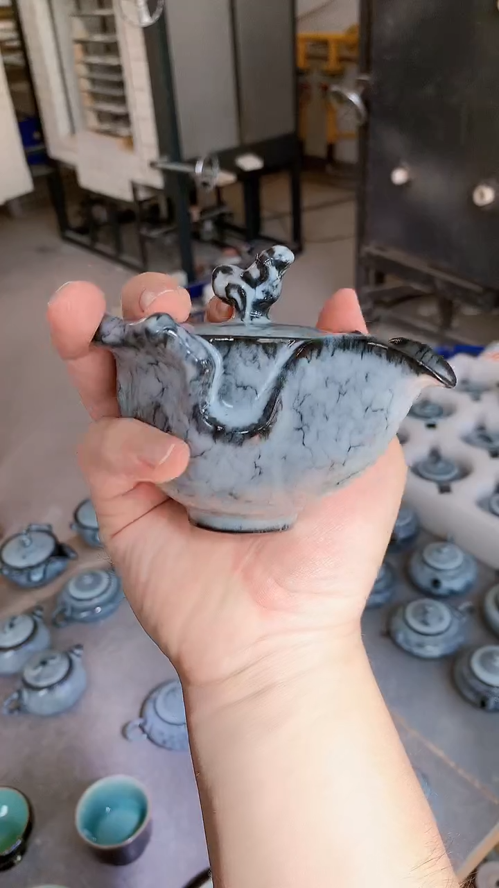 【览古雅韵】太湖石手抓壶