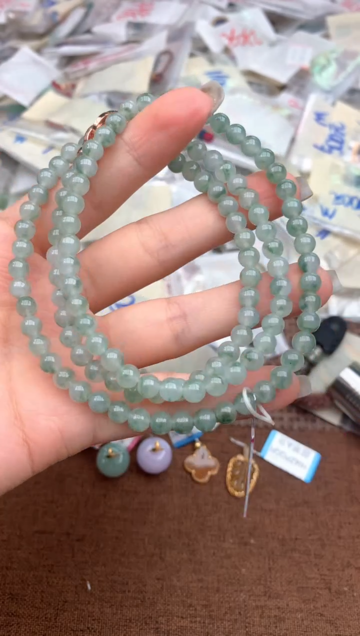未镶嵌挂件翡翠—