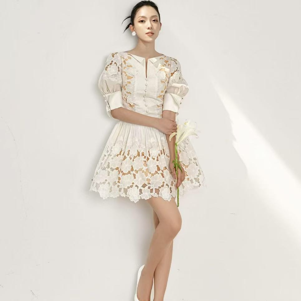 小众设计款连衣裙镂空蕾丝法式女时尚复古港风花朵仙女短裙A189