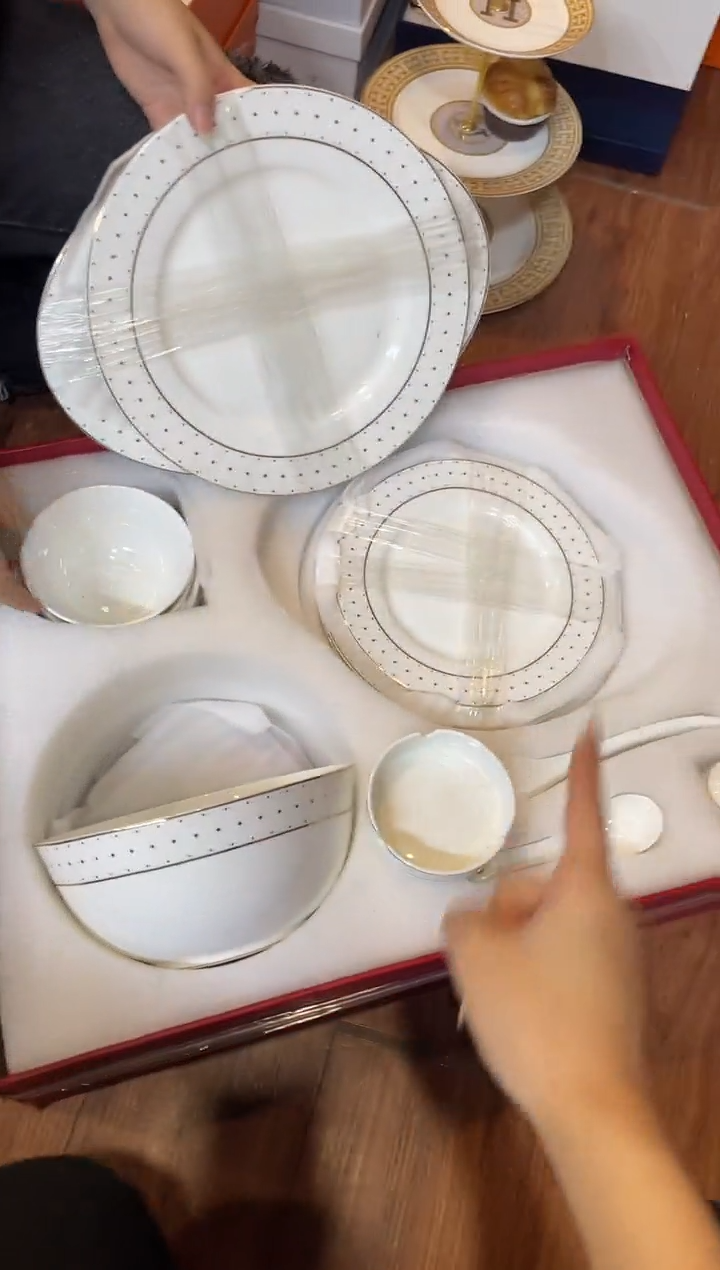 杯鸿辉家品牌瓷器，京东包邮！