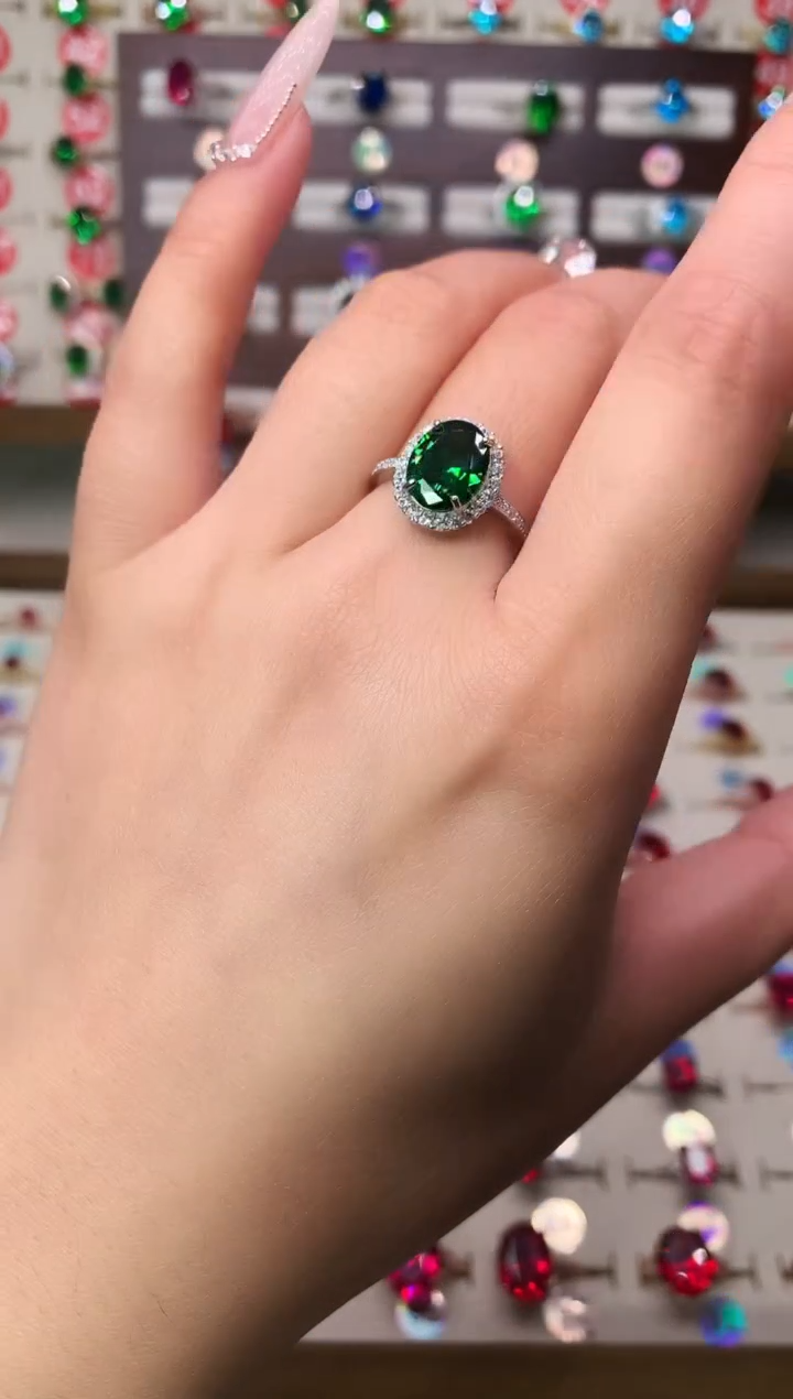 银S925镶嵌透辉石戒指8*10 银托