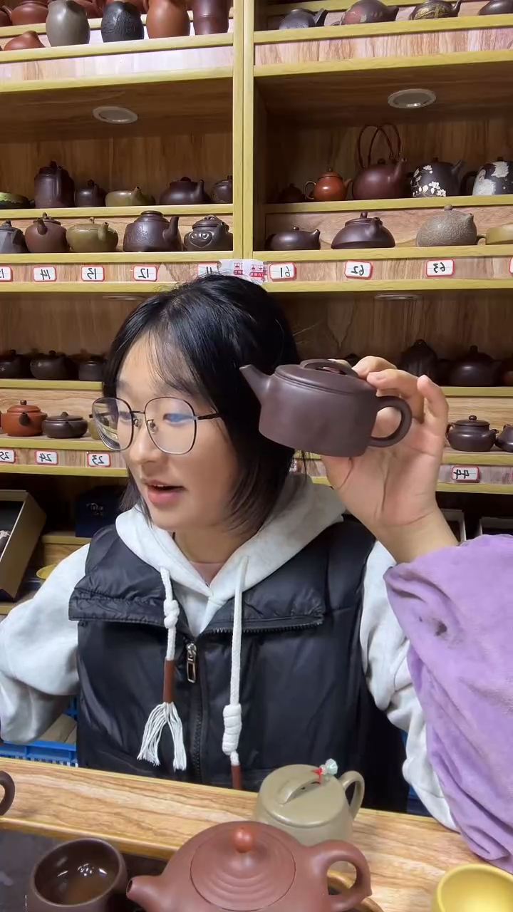 茶壶紫砂汉瓦紫泥180cc左右