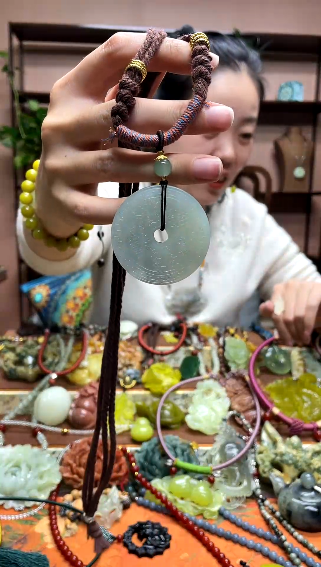 未镶嵌岫玉吊坠·