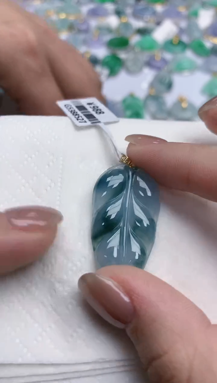 【闪购商品】翡翠颈饰18K金镶嵌天然缅甸翡翠A货