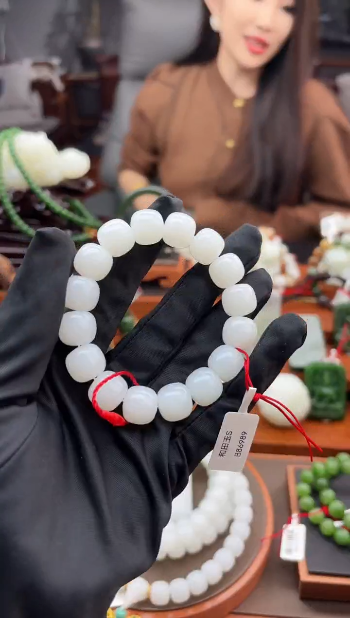 未镶嵌手串和田玉董小姐推荐 多样性发货 拍一发一by14