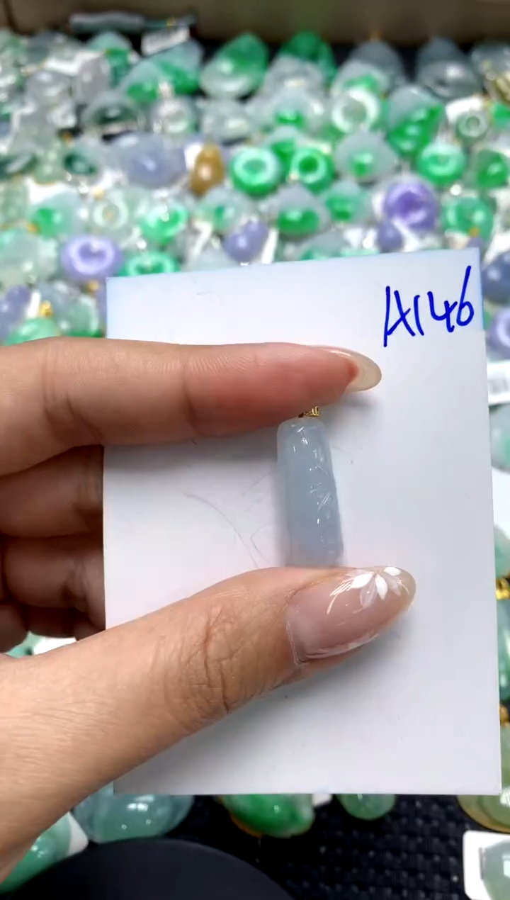 【闪购商品】翡翠颈饰18K金镶嵌111111111111111111