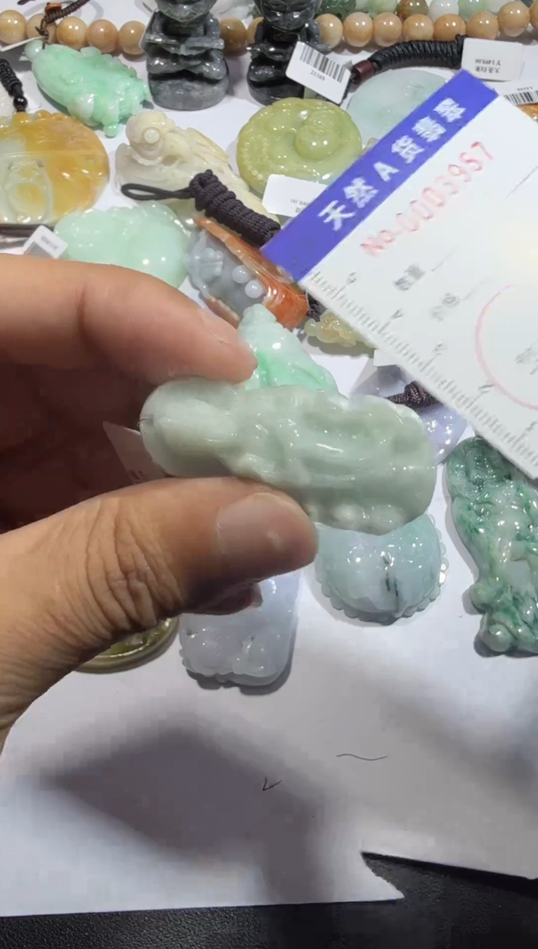 【闪购商品】翡翠颈饰未镶嵌00003957